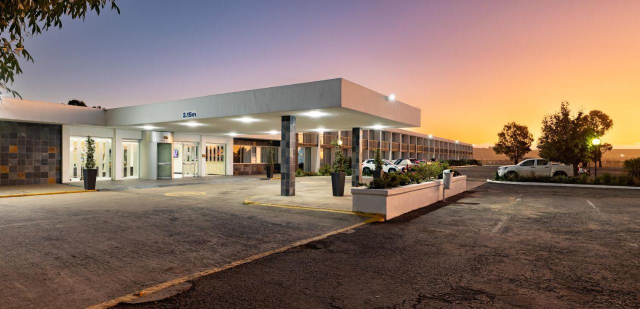 African Sky Harrismith Inn Exterior photo