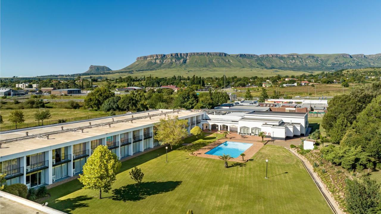African Sky Harrismith Inn Exterior photo