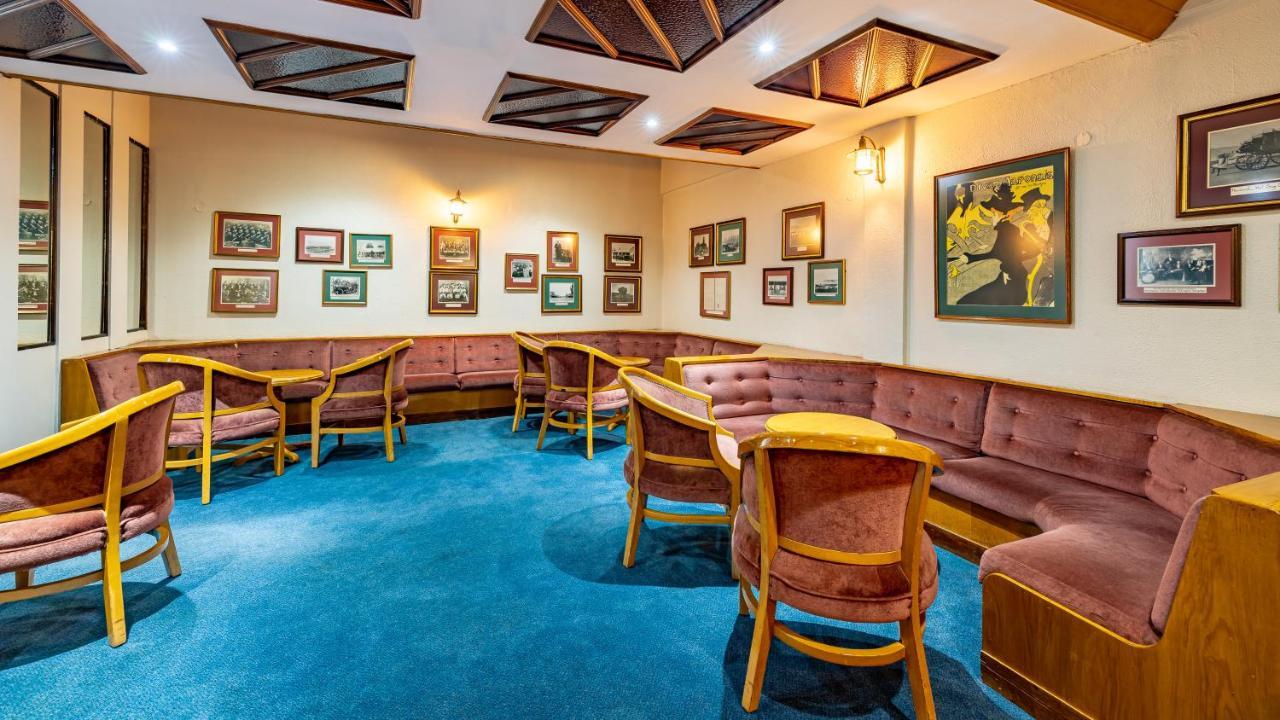 African Sky Harrismith Inn Exterior photo