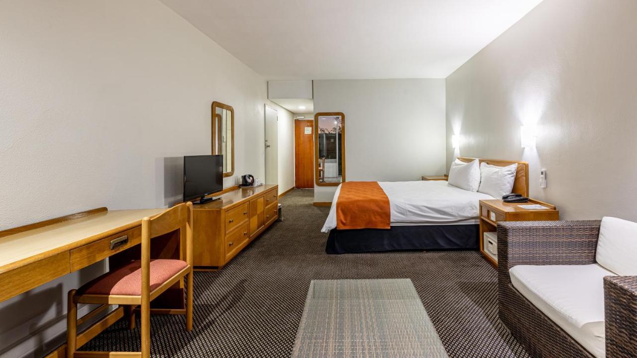 African Sky Harrismith Inn Exterior photo